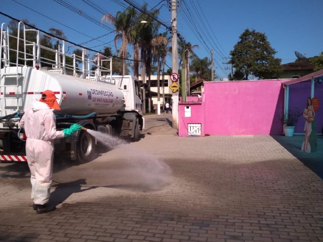 Prefeitura mantém ações de combate à Covid-19 com desinfecção nos bairros do município