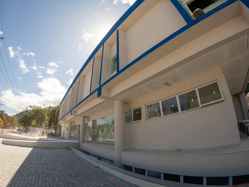 Reta final das obras do Hospital de Boiçucanga.