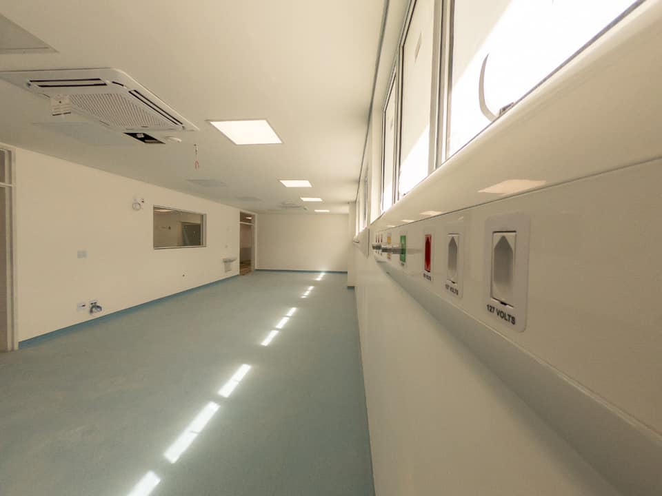 Reta final das obras do Hospital de Boiçucanga.