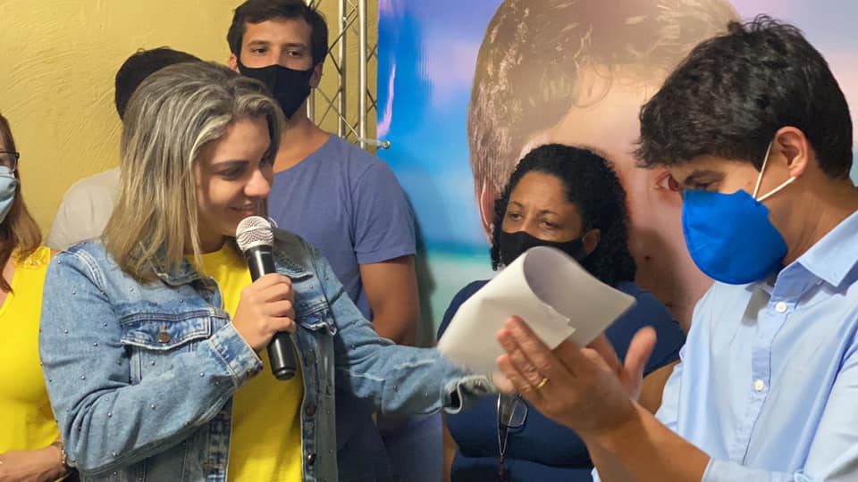 Michelli  Veneziani participa da convenção do PSDB que confirma candidatura de Luizinho Paladino em Ilhabela