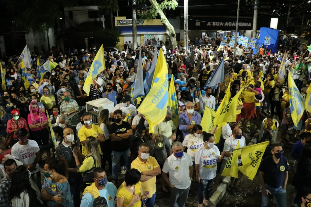 COMÍCIO DE FELIPE AUGUSTO ATRAI MAIS DE 3 MIL PESSOAS NA TOPÓLÂNDIA