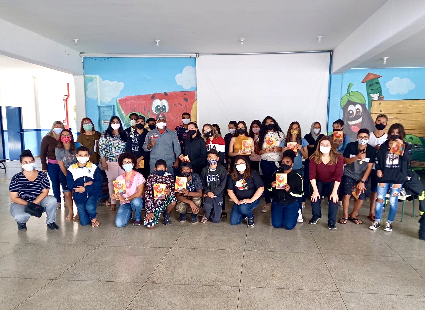 Prefeitura de São Sebastião dá início ao programa Bombeiro na Escola na rede municipal