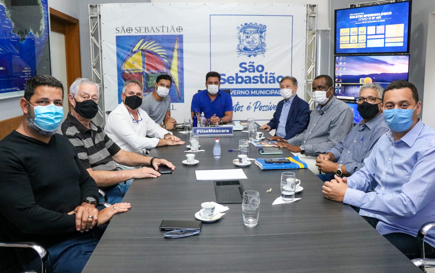 Prefeito Felipe Augusto firma parceria para instalar setor de atendimento da JUCESP no Agiliza São Sebastião