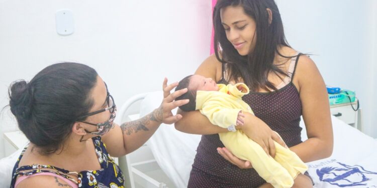 Hospital de Clínicas libera visitas e acompanhante a pacientes da Maternidade   