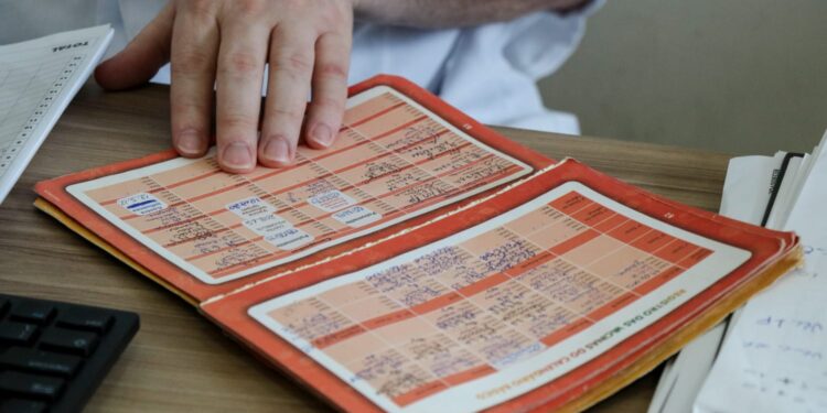 Mais de 600 crianças e adolescentes regularizam suas carteiras vacinação em São Sebastião