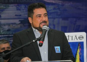 Prefeito Felipe Augusto participa da cerimônia de Promoção dos Policiais Municipais Classe Especial