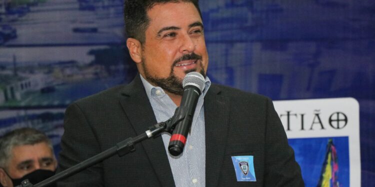 Prefeito Felipe Augusto participa da cerimônia de Promoção dos Policiais Municipais Classe Especial