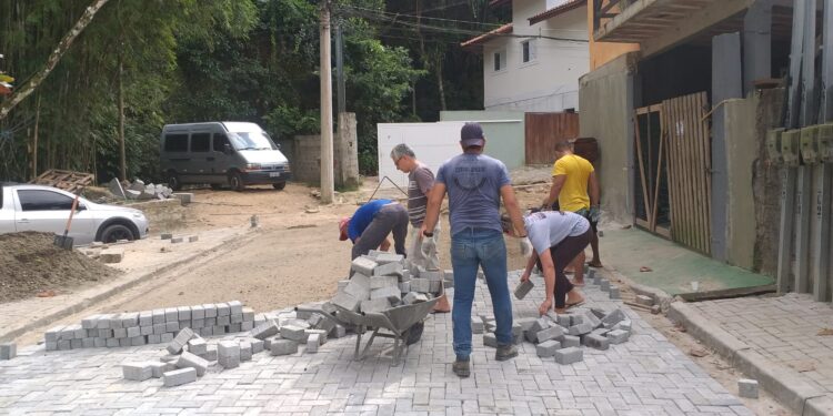Prefeitura dá continuidade a mutirões em Juquehy e Barra do Una