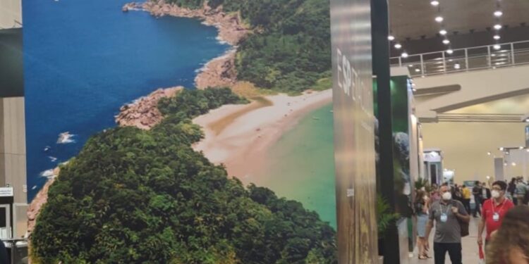 Prefeitura de São Sebastião marca presença na feira ABAV Expo & Collab