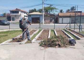 Bairros da Costa Norte de São Sebastião recebem manutenção e limpeza