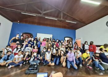 Alunos e professores da rede municipal de São Sebastião participam de workshop em preparação para o FestArt
