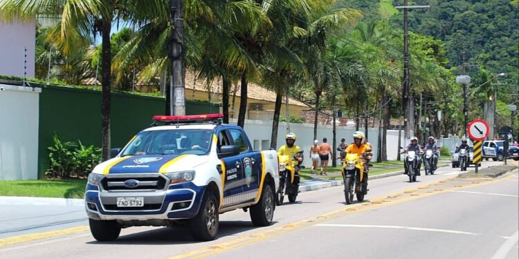 Prefeitura intensifica fiscalização para coibir a circulação de quadriciclos em orla e ruas do bairro Maresias
