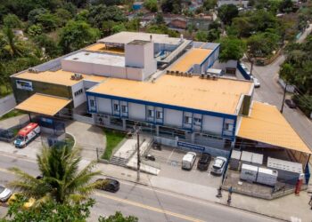 Prefeito Felipe Augusto comemora um ano do Hospital de Clínicas da Costa Sul