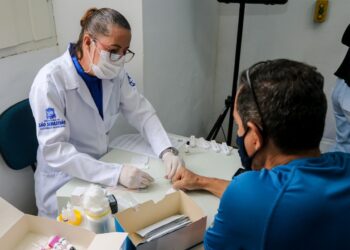 Novembro Azul: Prefeitura realiza ação de conscientização e exames médicos em professores da Secretaria de Esportes