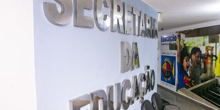 Prefeitura de São Sebastião convoca mais 32 profissionais da educação aprovados em concurso público