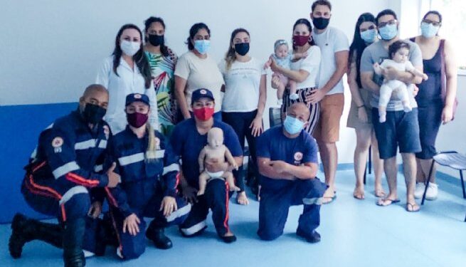 Prefeitura e SAMU promovem treinamento de desengasgo de bebês e crianças em Boiçucanga   