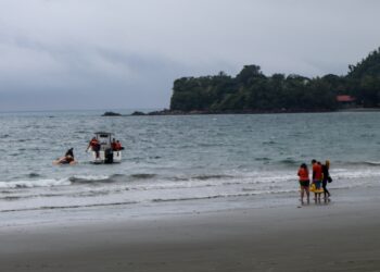 22 alunos participam do curso ‘Resgate e Sobrevivência ao Mar’ ministrado pela Prefeitura de São Sebastião