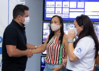 Prefeito Felipe Augusto publica lei que ajusta piso salarial de agentes de combate a endemias do município