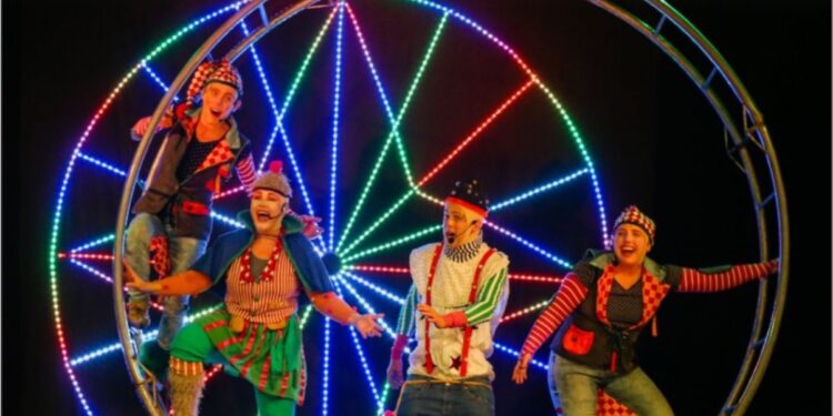 Espetáculo “Girândola” dá início a programação natalina na Costa Norte de São Sebastião