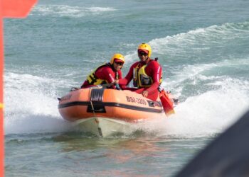 Corpo de Bombeiros de São Sebastião recebe reforços para ampliar atividades de busca e salvamento