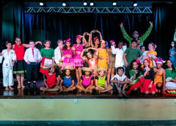 Escolas municipais são premiadas no 13º Festival Estudantil de Teatro de São Sebastião