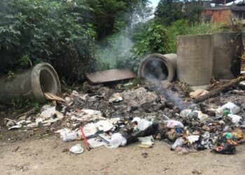 Prefeitura de São Sebastião intensifica autuações a quem joga lixo nas ruas e vias públicas
