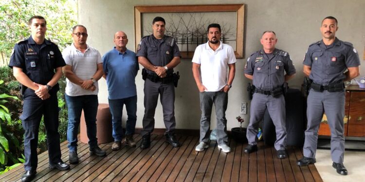 Prefeito Felipe Augusto participa de videoconferência sobre cessão de área da Petrobrás para construção do novo prédio da PM