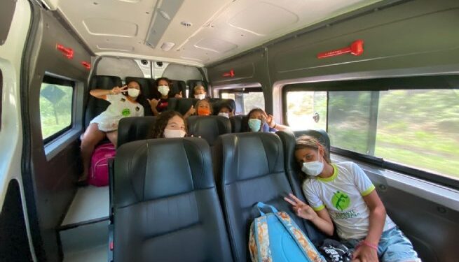 Crianças participam de vivência sobre cultura caiçara