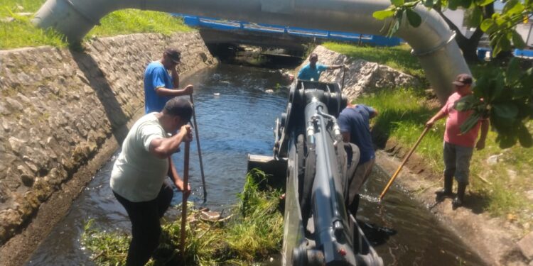 Prefeito reitera alerta da Defesa Civil sobre risco de forte chuva nesta semana e fala sobre trabalho preventivo às enchentes