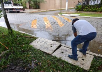 Ações de prevenção a enchentes continuam em Juquehy e Barra do Una, em São Sebastião