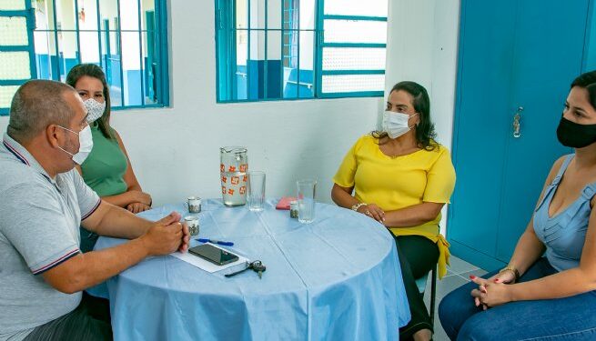 Prefeitura se reúne com representantes da Apae de São Sebastião