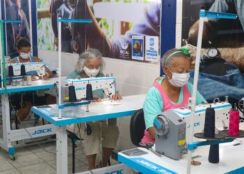 Prefeitura inicia cursos profissionalizantes gratuitos ‘Roteiro de Costura’ e ‘Corte Costura e Modelagem’ no CIP Topolândia