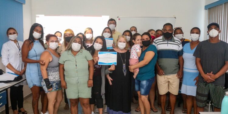 Curso gratuito de limpeza hospitalar a profissionais da saúde de São Sebastião teve início nesta terça-feira (15)