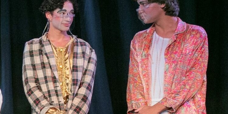 Ex-alunos do projeto Jovens em Atuação de São Sebastião participam de filme sobre Gal Costa