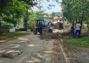 Prefeitura de São Sebastião continua com limpeza e serviços de prevenção a enchentes em Maresias e bairros da Costa Sul