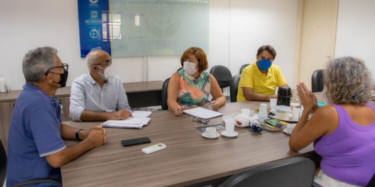 Prefeitura realiza reunião com Diretoria Regional de Assistência e Desenvolvimento Social para aprimoramento de políticas socioassistenciais