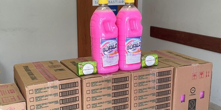 Fundo Social entrega cestas básicas à famílias em situação emergencial de vulnerabilidade social
