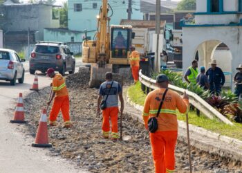 Prefeitura de São Sebastião pede atenção a motoristas quando transitarem pelo trecho da Costa Norte em recapeamento