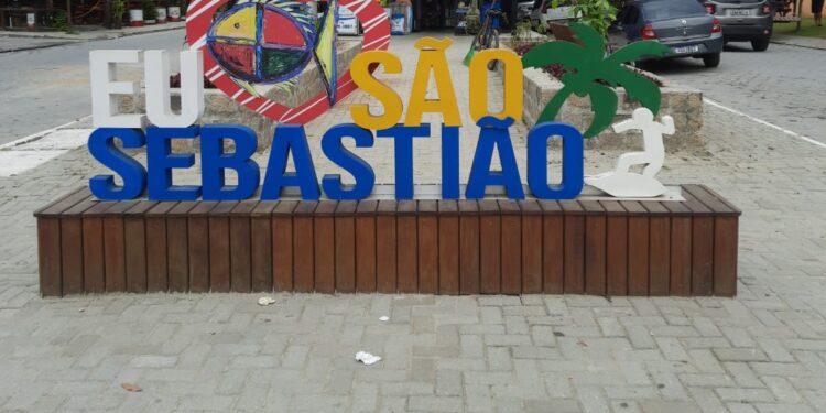 Ruas e espaços públicos de Juquehy e Barra do Una, em São Sebastião, recebem serviços de manutenção