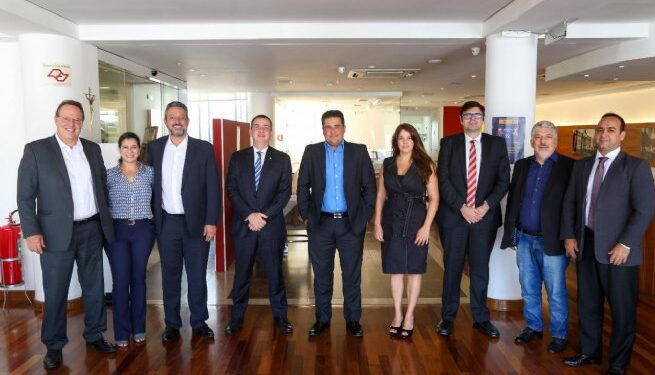 Representantes de São Sebastião são recebidos pela diretoria da Associação Paulista do Ministério Público