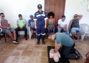 Prefeitura de São Sebastião e SAMU ministram curso de Primeiros Socorros a moradores da Jureia