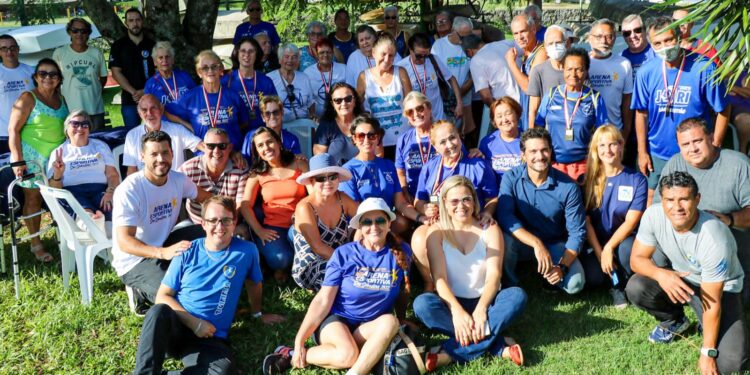 Prefeitura recepciona atletas sebastianenses do JOMI com café da tarde comemorativo