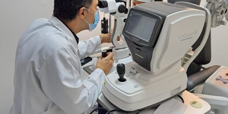 Prefeitura de São Sebastião realiza mais de 800 consultas oftalmológicas no Centro e Costa Sul em menos de dois meses