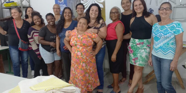 Prefeitura encerra primeira turma do curso gratuito ‘Roteiro de Costura’ do Polo de Capacitação do Jaraguá