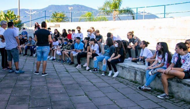 Com integração de disciplinas alunos da rede municipal de ensino realizam atividades com foco na convivência “Diga Sim Para a Paz”