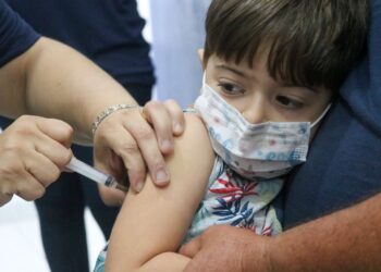 Dia D de vacinação contra gripe e sarampo tem mais de 2.600 doses aplicadas em São Sebastião