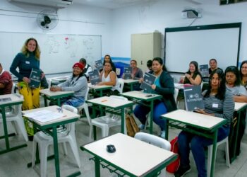 Prefeitura e Sebrae intensificam qualificação de alunos da Educação de Jovens e Adultos no município   