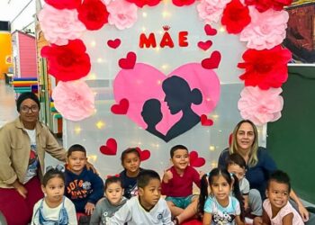 Em comemoração ao dia das mães, unidades da rede municipal se preparam para comemorar o Dia da Família na Escola