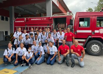 Guardas Mirins da Costa Norte visitam Estação de Bombeiros