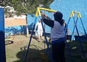 Parques infantis do bairro Topolândia e região são revitalizados